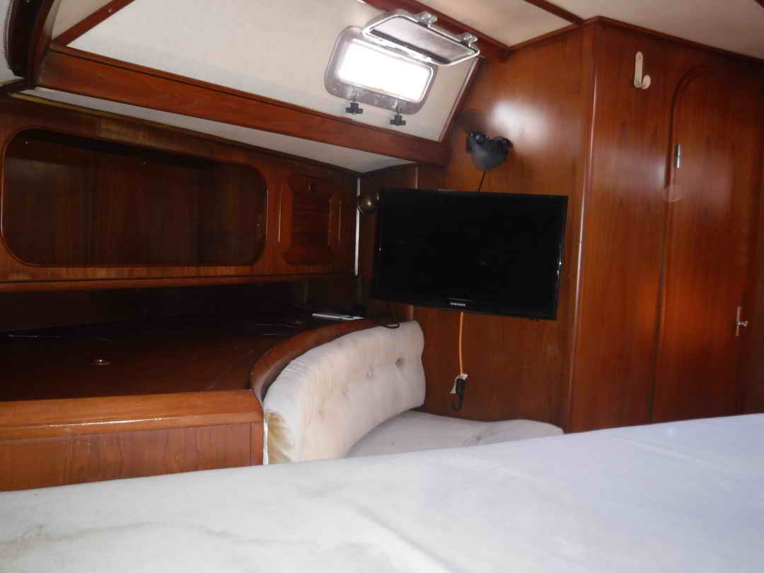 44 Center Cockpit Sailboat image 20