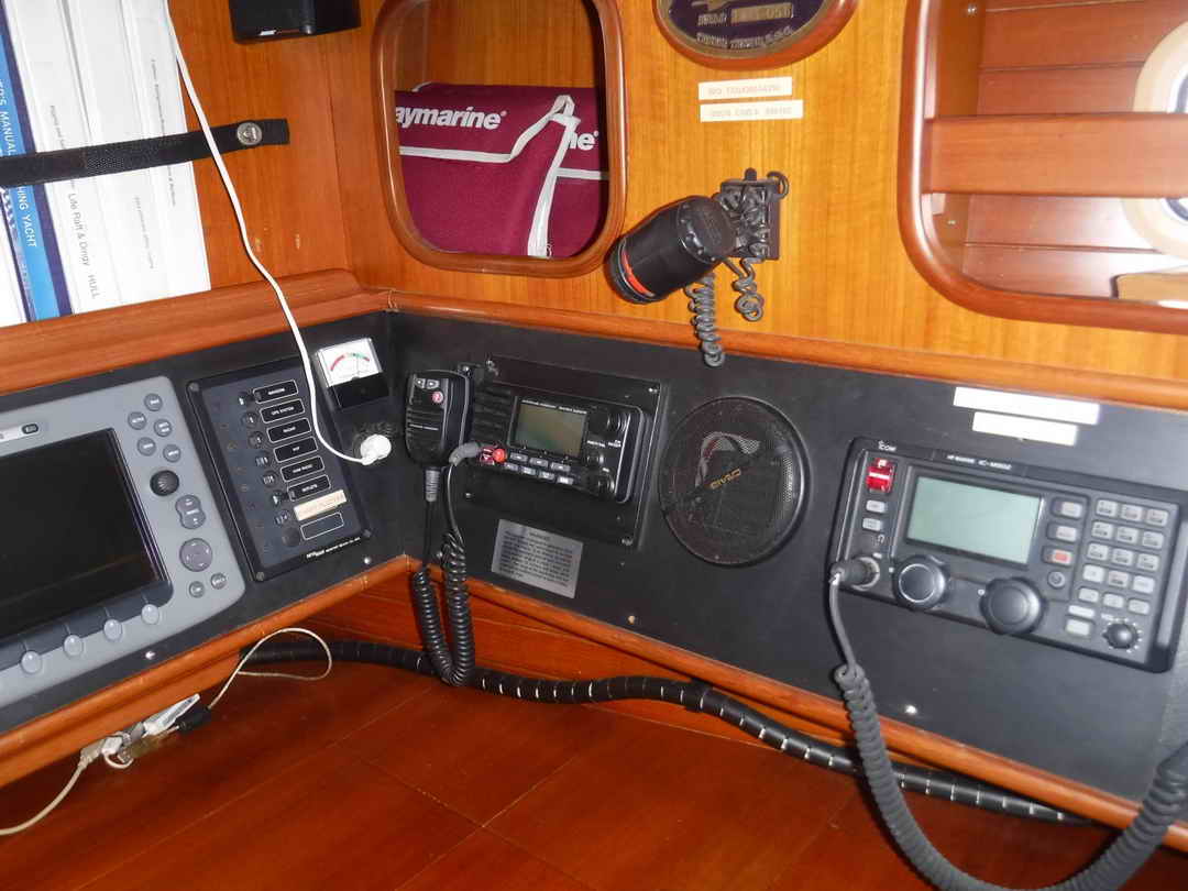 Taswell Cruiser Sailboat image 15