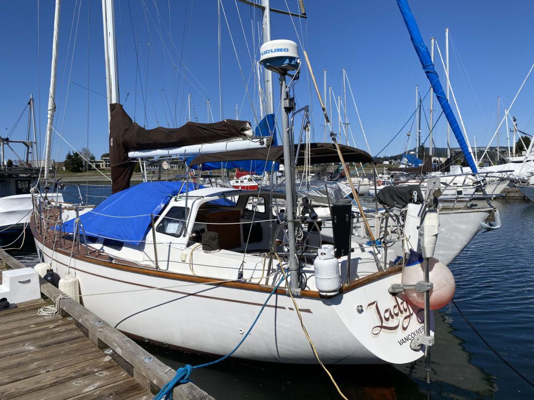 Fiberglass Fraser Sloop Sailboat image 3