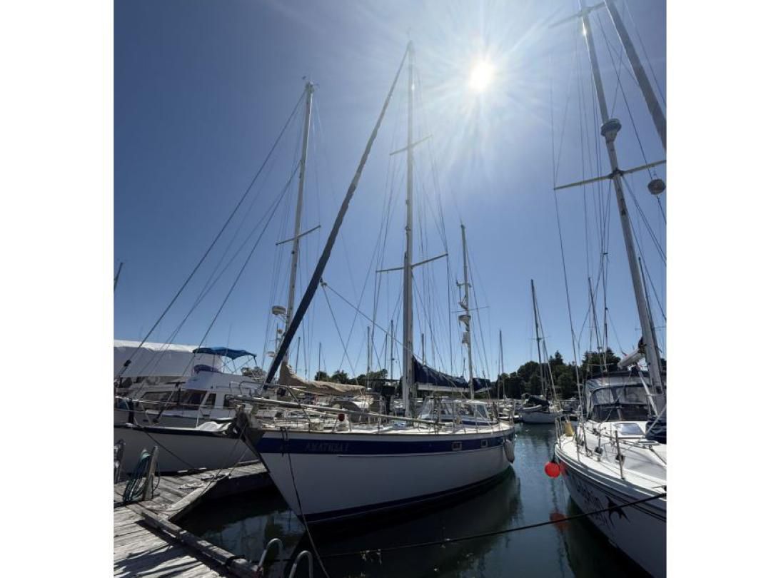 Fiberglass Bluewater Sailboat image 3