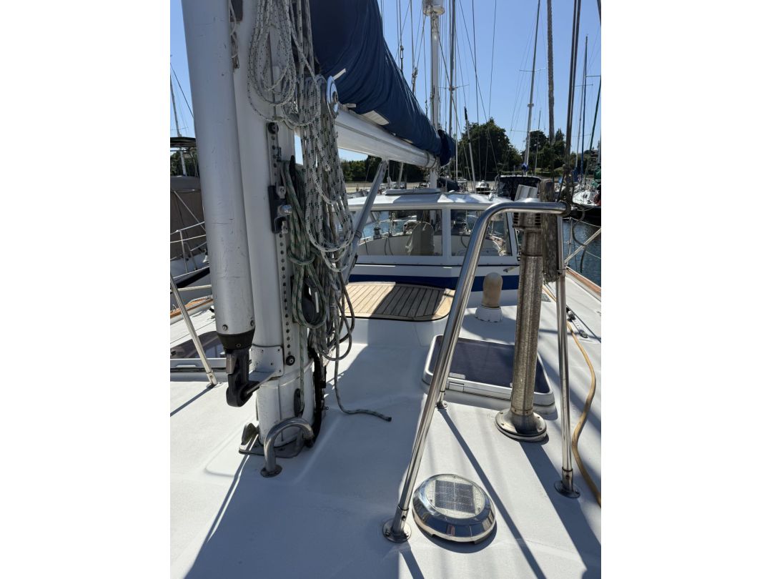 Fiberglass Bluewater Sailboat image 19