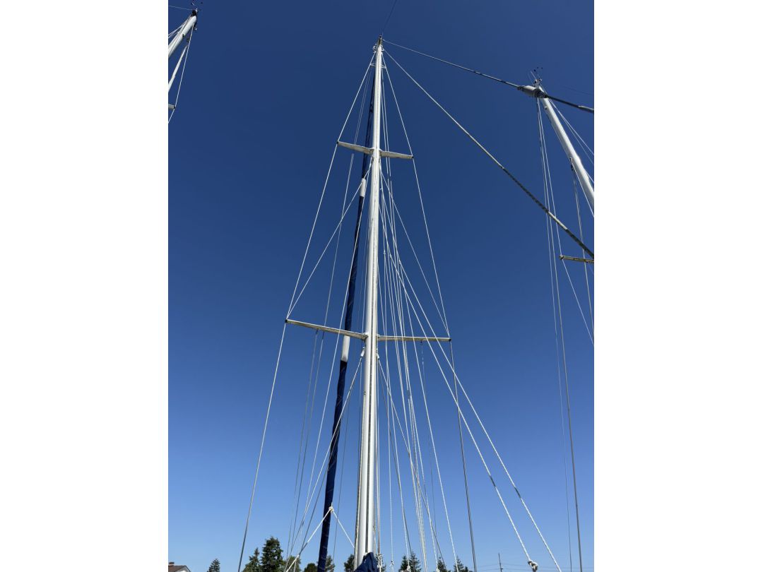 Fiberglass Bluewater Sailboat image 23