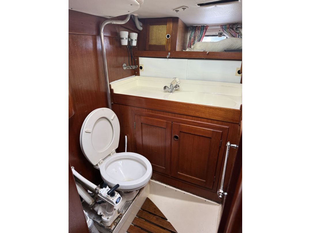 Fiberglass Bluewater Sailboat image 41
