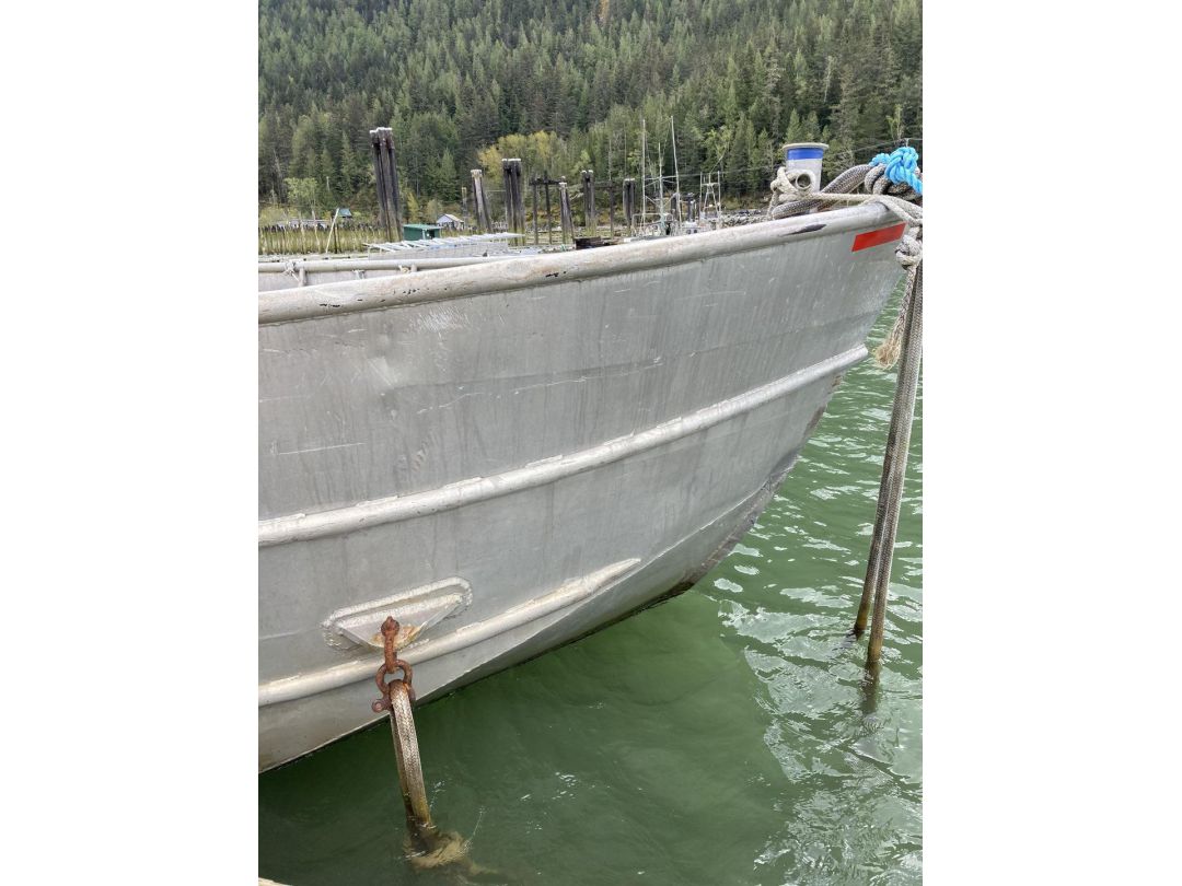 Raider Aluminum Barge image 5