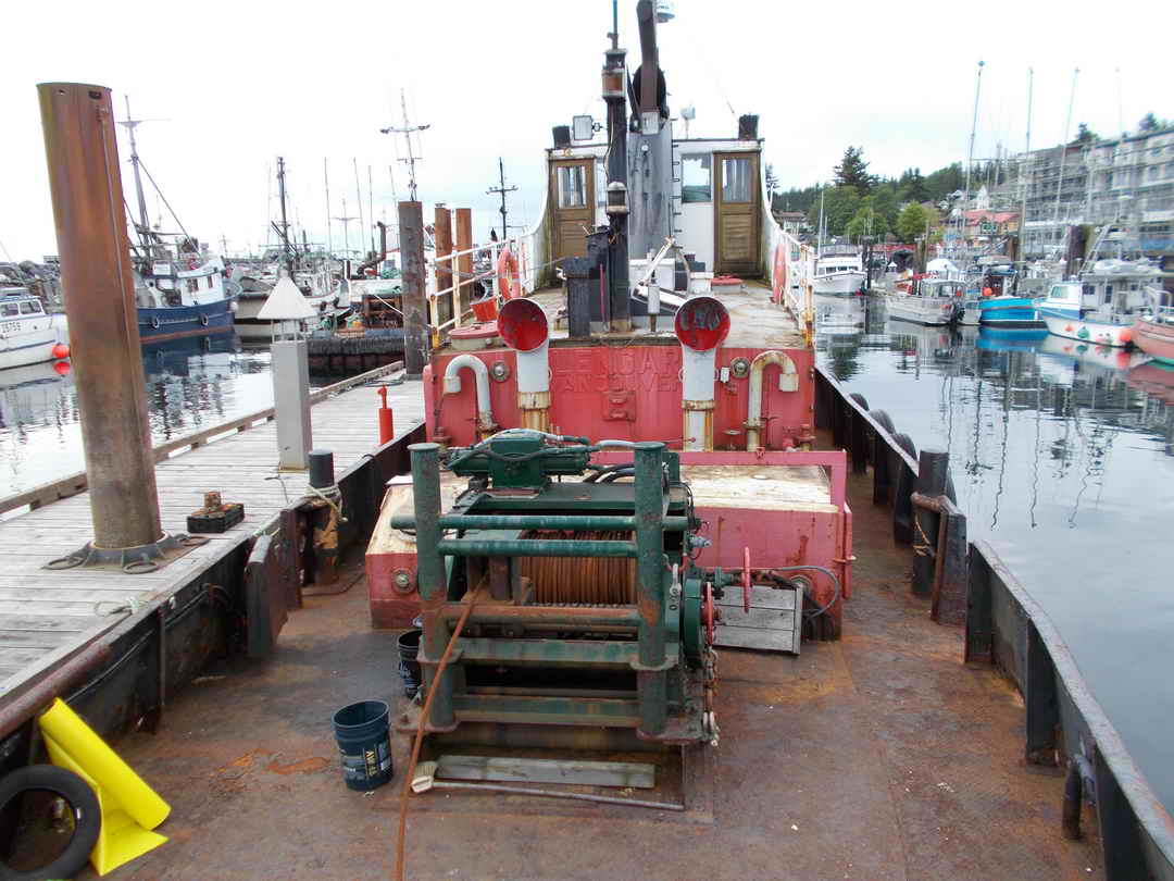 Tug image 4