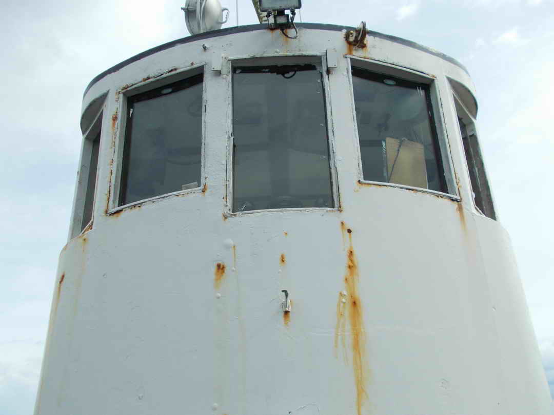 Tug image 13