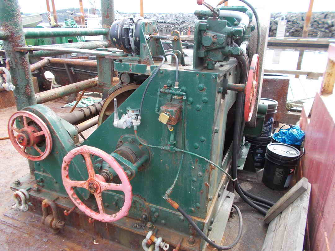 Tug image 18