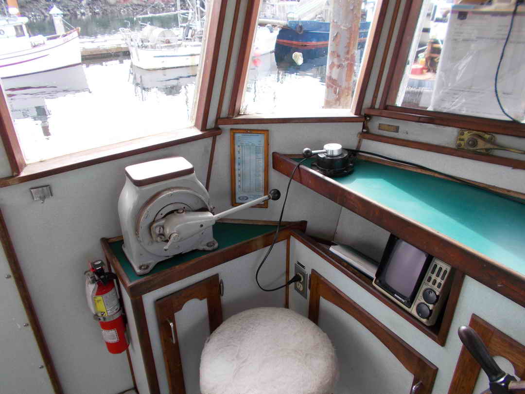 Tug image 25