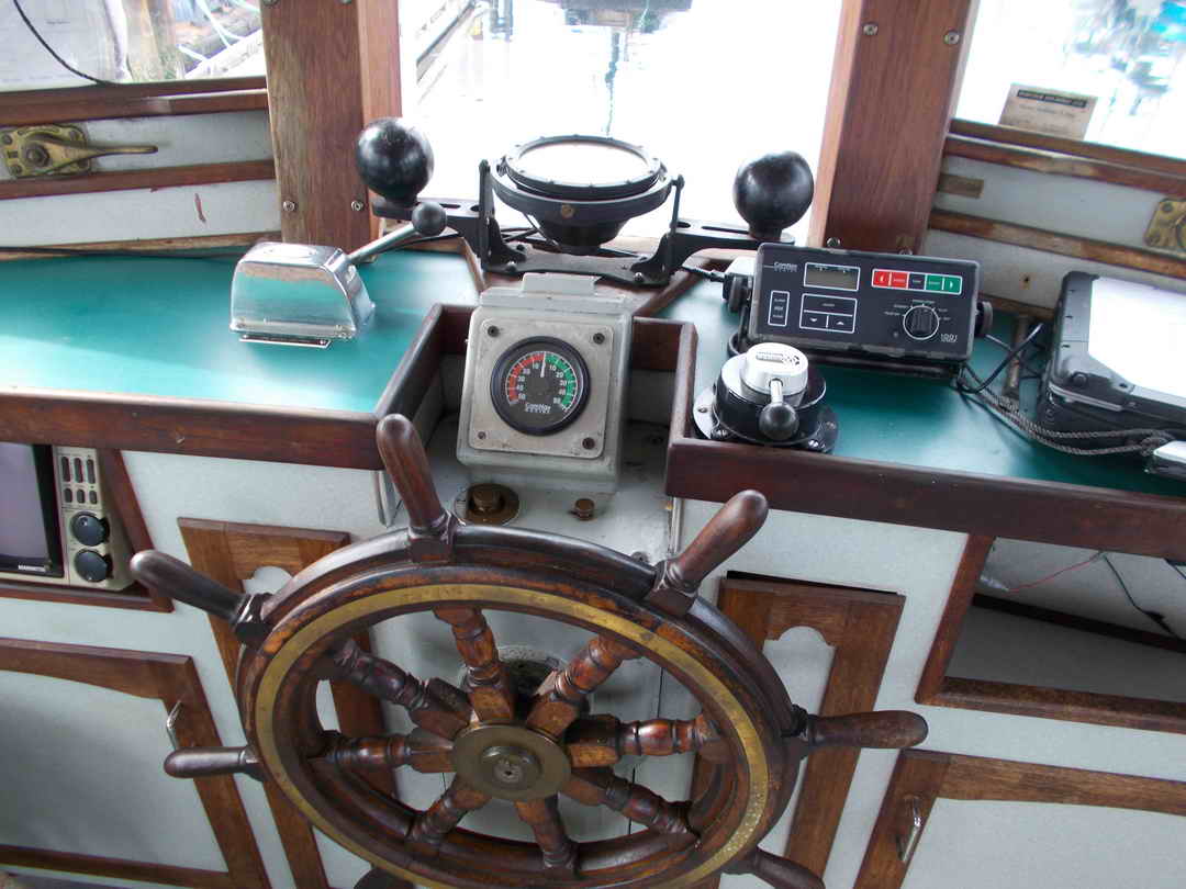 Tug image 26