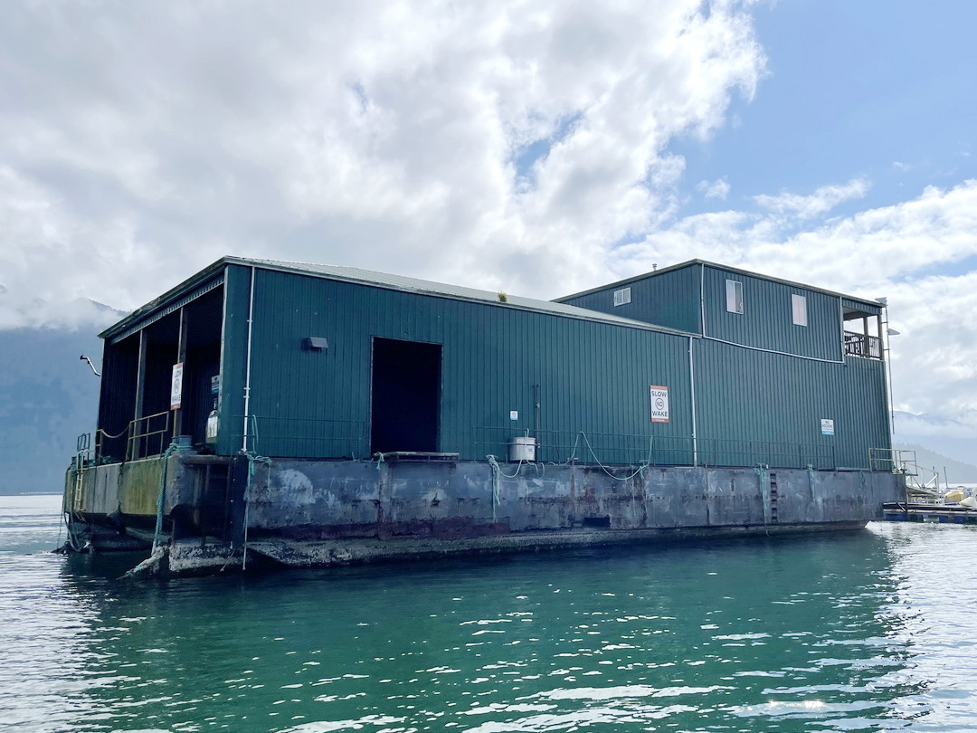 Steel Camp Barge image 2