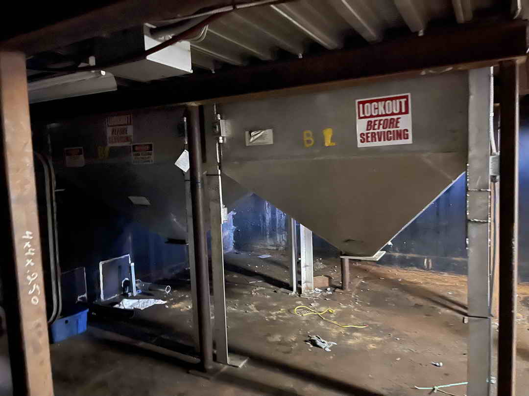 Steel Camp Barge image 29