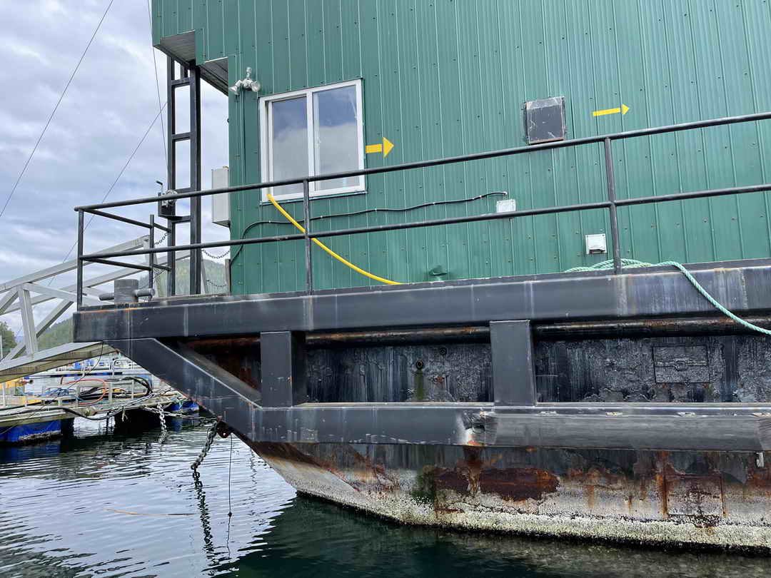 Steel Camp Barge image 7