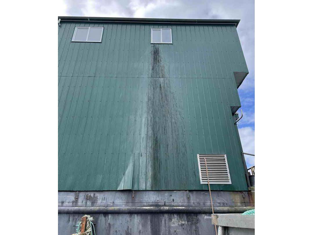 Steel Camp Barge image 11