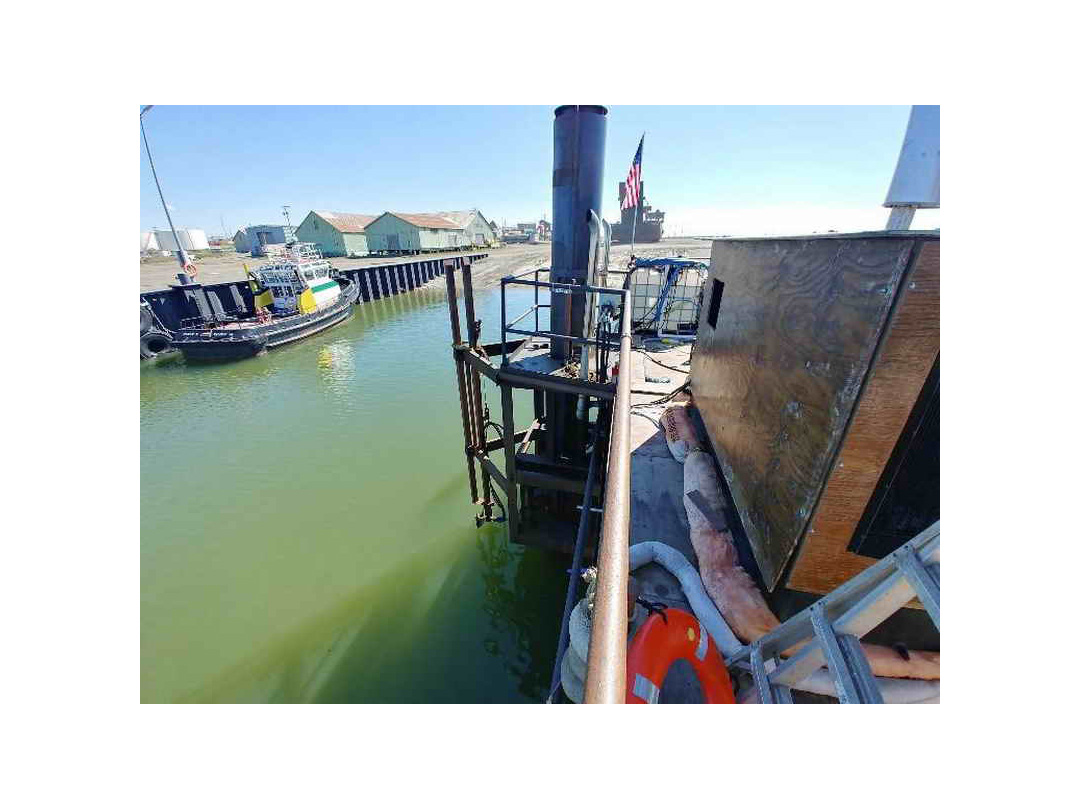 Dredging Barge image 9