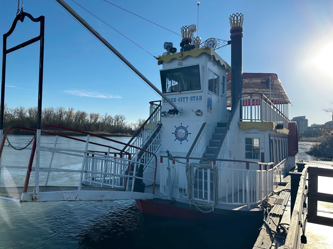 Skipperliner Paddlewheel Riverboat image 3