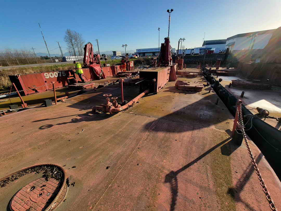 Bel Aire Barge image 6