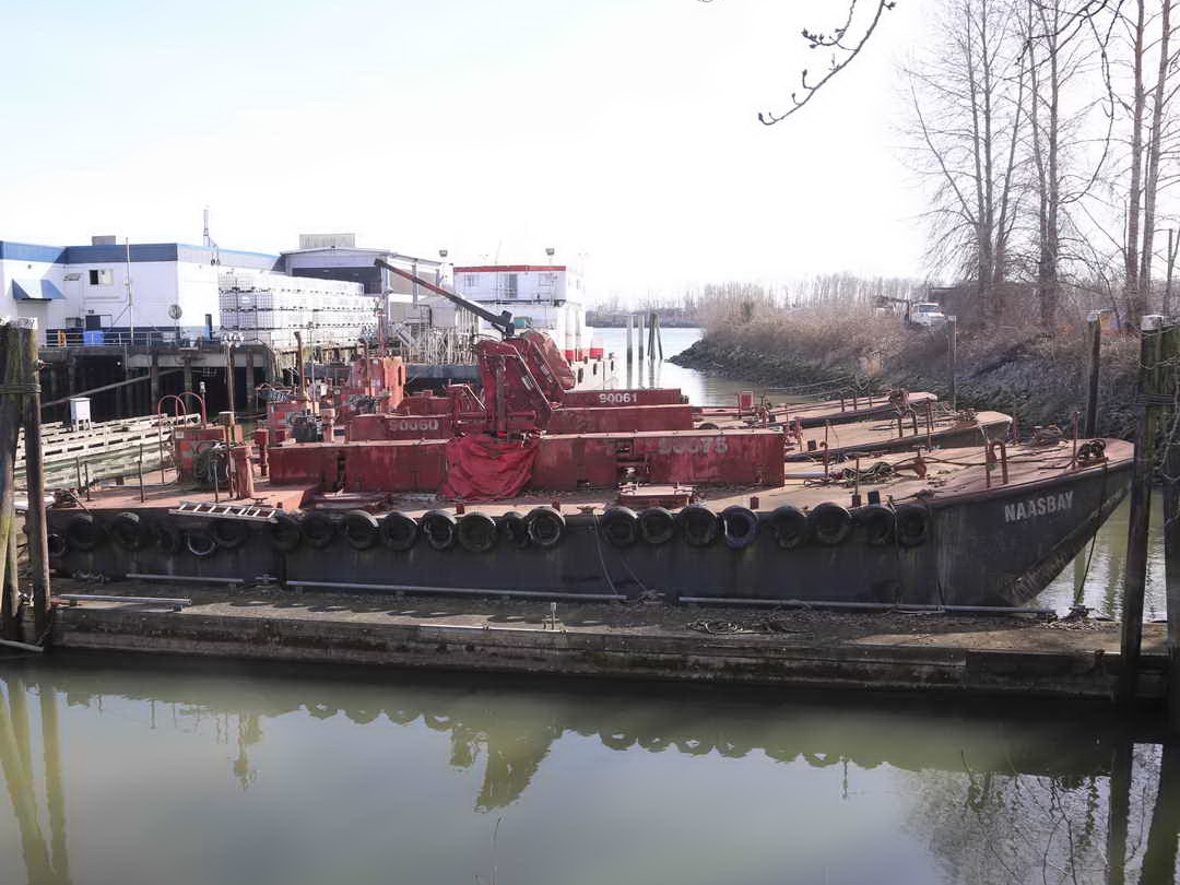 Bel Aire Barge image 0